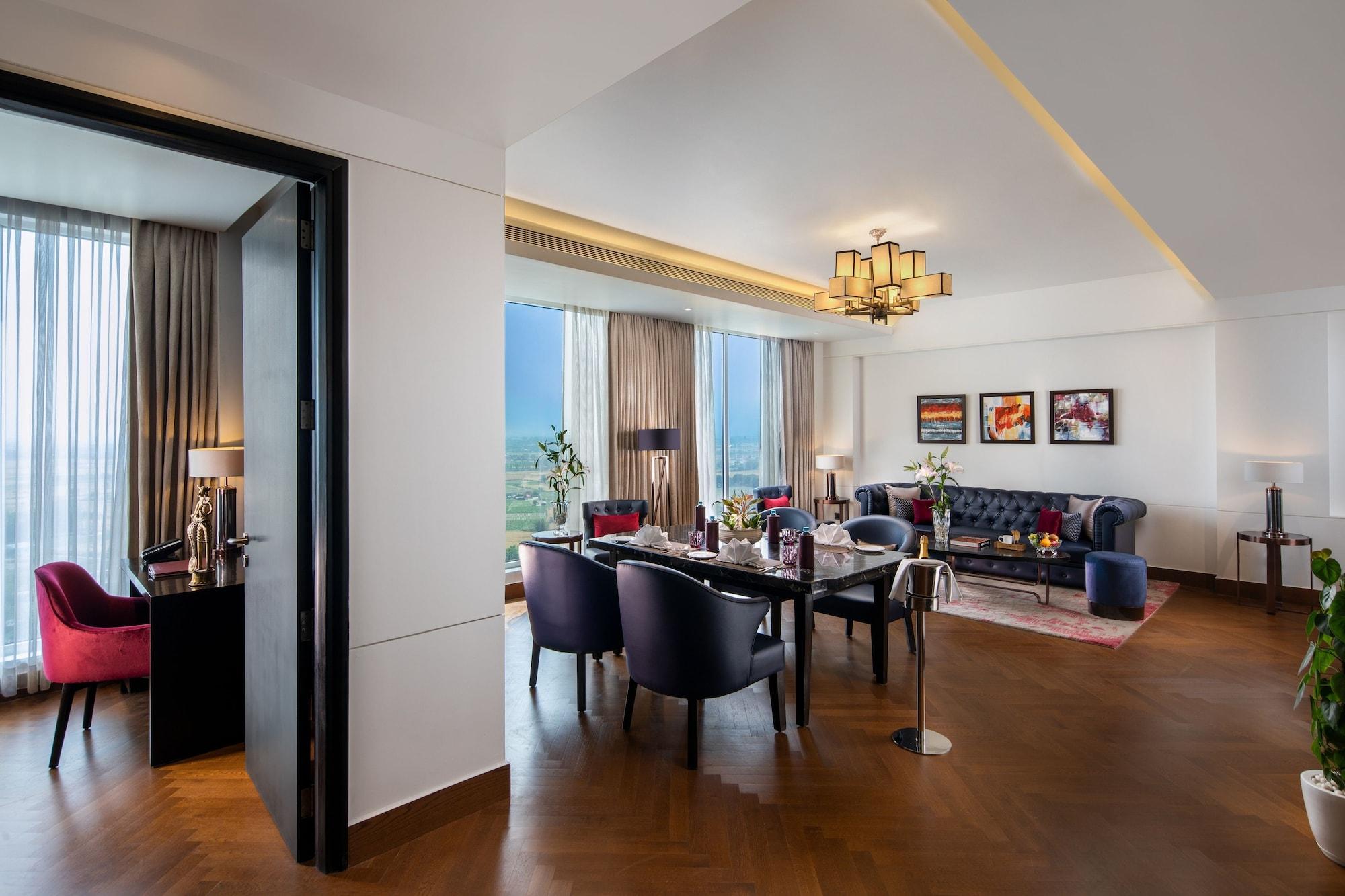Sandal Suites By Lemon Tree Hotels Νόιντα Εξωτερικό φωτογραφία