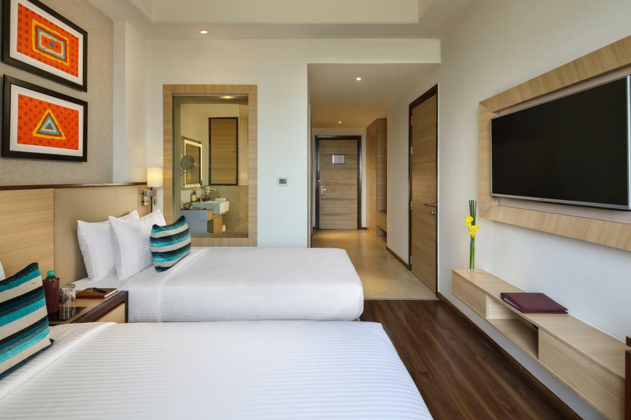 Sandal Suites By Lemon Tree Hotels Νόιντα Εξωτερικό φωτογραφία